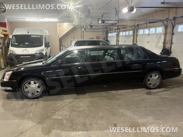 2007 Cadillac DTS Limousine for Sale in Ogdensburg, NY - Photo 2
