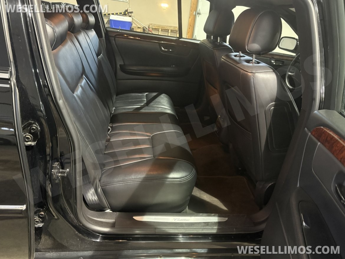 Photo of Limousine for sale: 2007 Cadillac DTS by Eureka