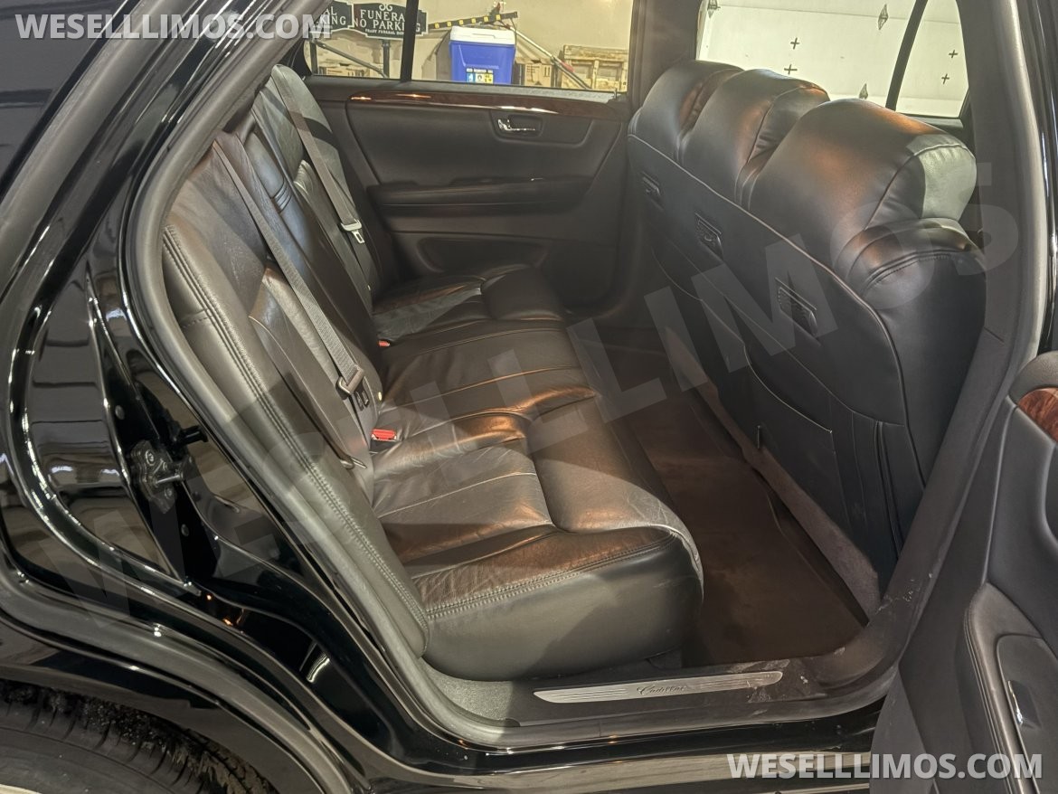 Photo of Limousine for sale: 2007 Cadillac DTS by Eureka