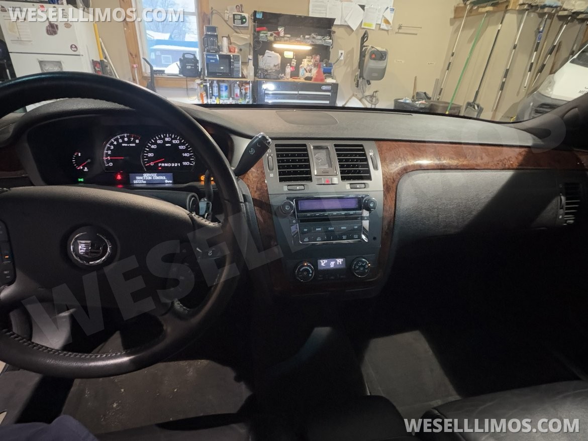 Photo of Limousine for sale: 2007 Cadillac DTS by Eureka