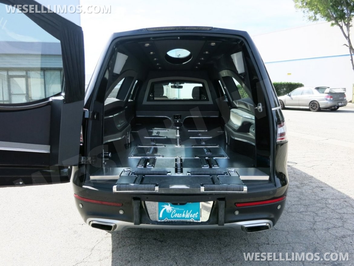Photo of Funeral for sale: 2019 Lincoln Nautilus Grand Legacy Limited by MK Coach