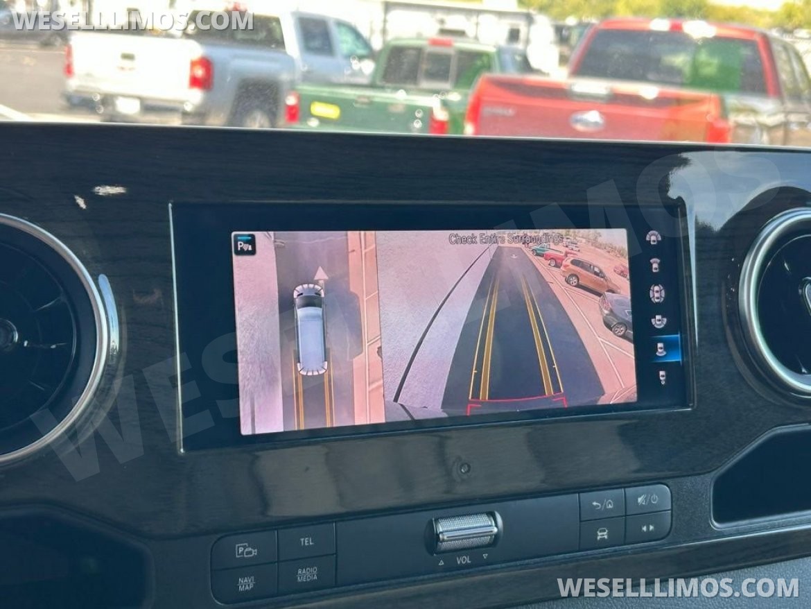 Photo of Sprinter for sale: 2021 Mercedes-Benz Luxe Cruiser Luxury Sprinter by Midwest Automotive Designs