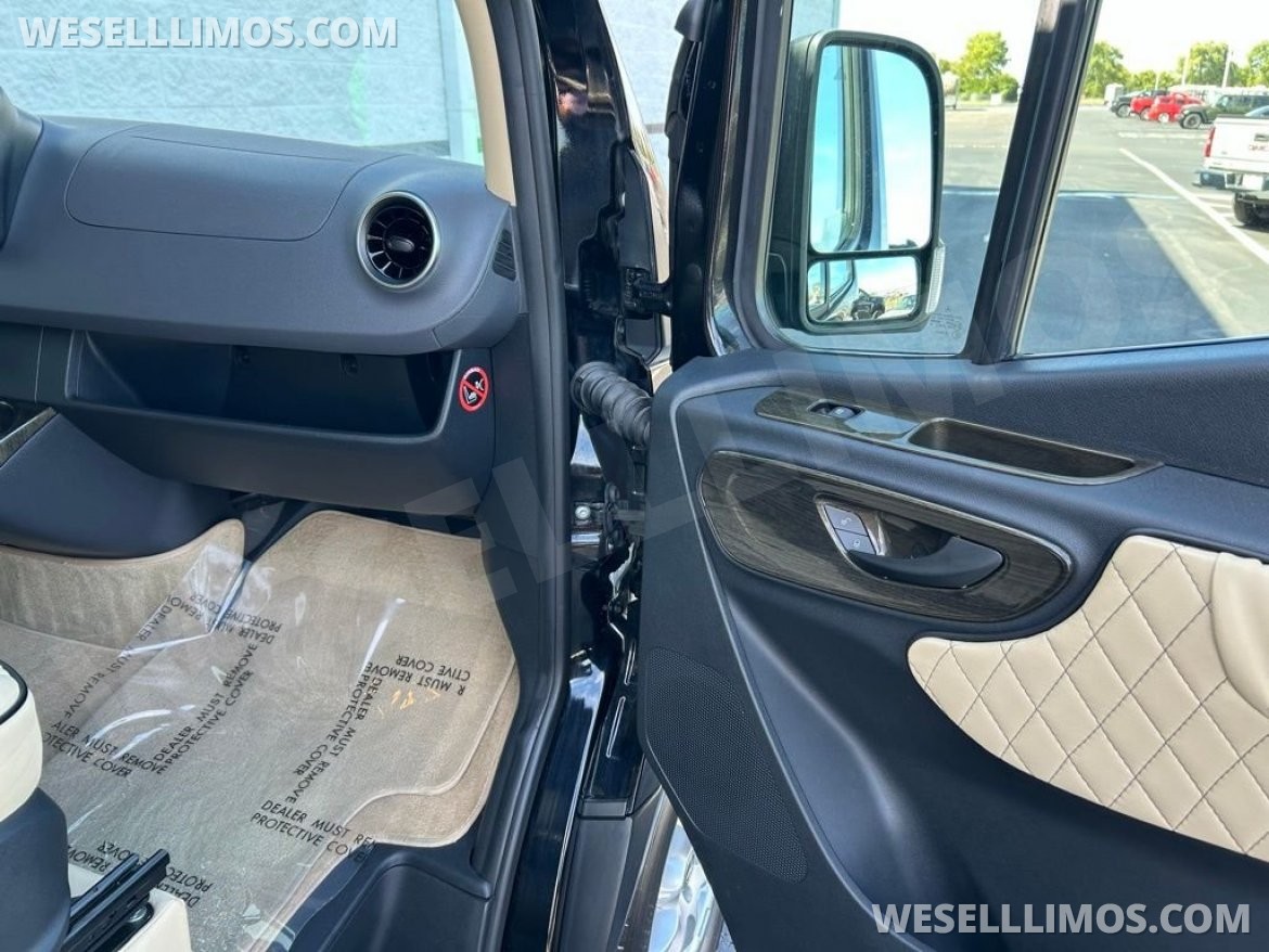 Photo of Sprinter for sale: 2021 Mercedes-Benz Luxe Cruiser Luxury Sprinter by Midwest Automotive Designs