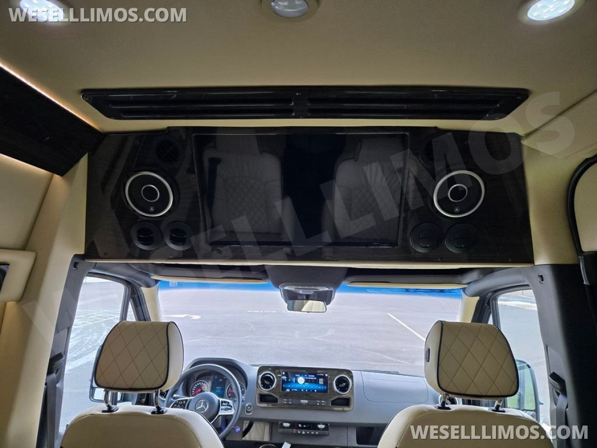 Photo of Sprinter for sale: 2020 Mercedes-Benz Luxe Cruiser by Midwest Automotive Designs