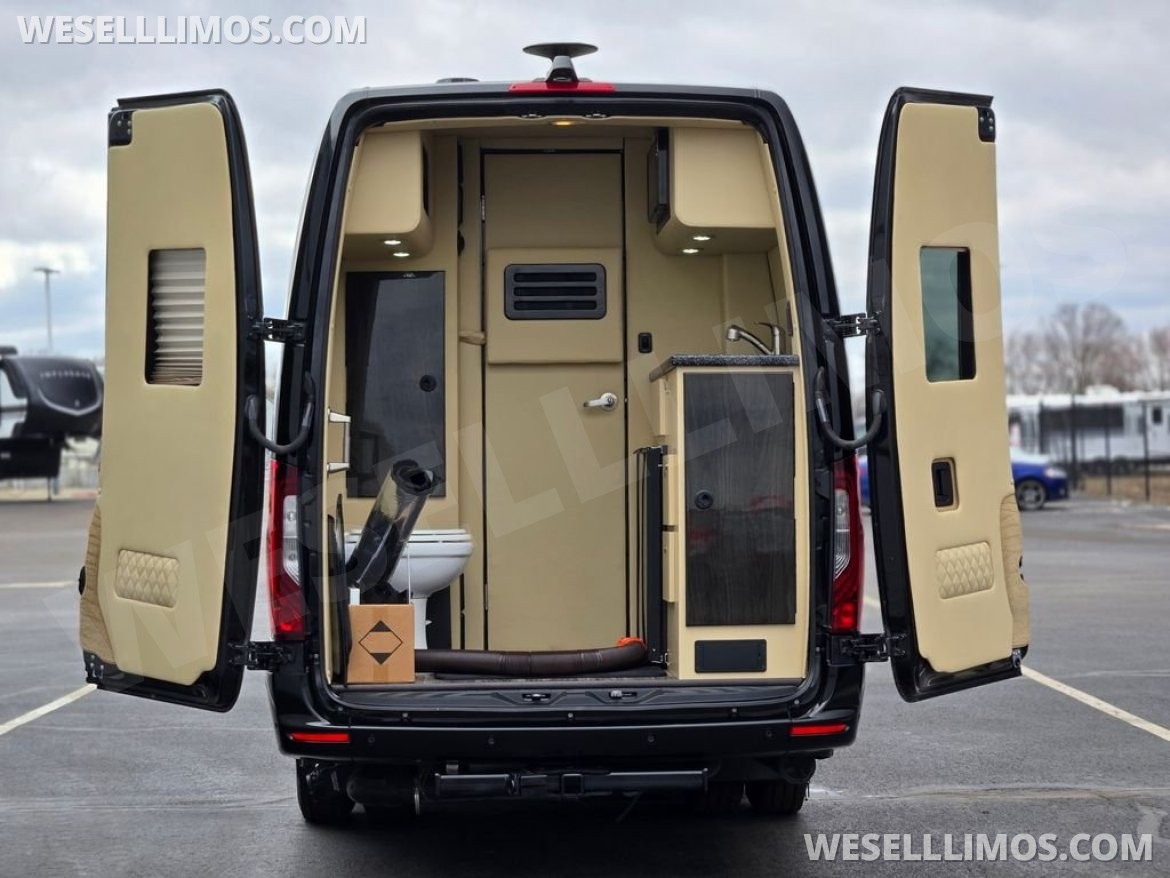 Photo of Sprinter for sale: 2020 Mercedes-Benz Luxe Cruiser by Midwest Automotive Designs