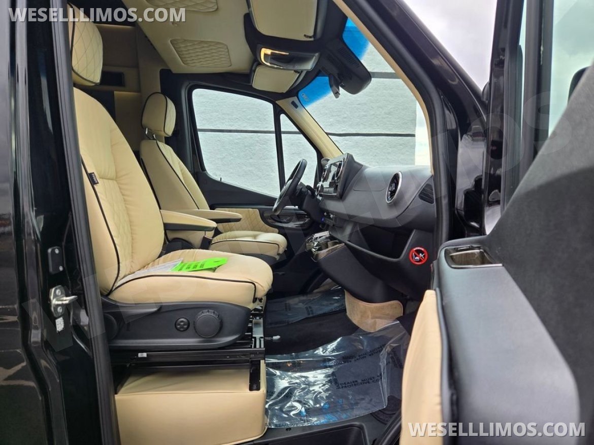 Photo of Sprinter for sale: 2020 Mercedes-Benz Luxe Cruiser by Midwest Automotive Designs