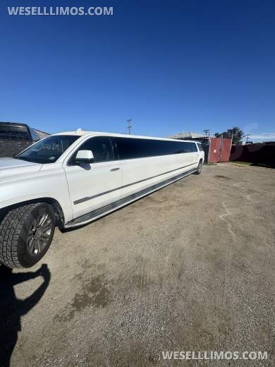2016 Pinnacle Cadillac Escalade Limousine - Limousine for Sale in San Diego, CA - Photo 4