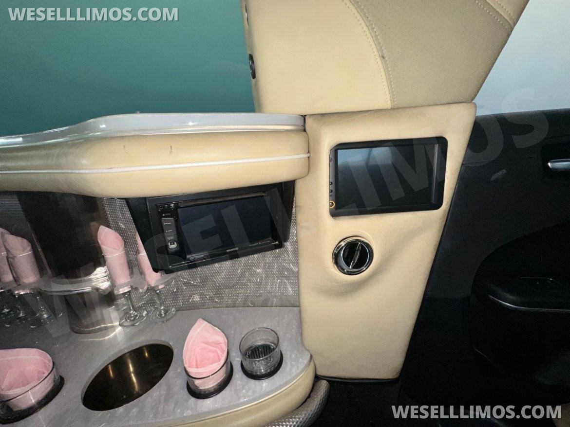 Photo of Limousine for sale: 2015 Chrysler 300 by Pinnacle Limousine