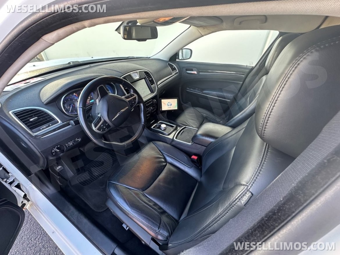 Photo of Limousine for sale: 2015 Chrysler 300 by Pinnacle Limousine