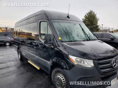 2023 Pinnacle Mercedes-Benz Sprinter 3500 Limo Bus - Limo Bus for Sale in Sterling, VA - Photo 8