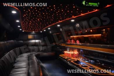 2008 Lincoln Town Car Stretch Limousine Limousine for Sale in Anaheim, CA - Photo 2