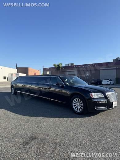 2013 Chrysler 300 Stretch Limousine - Limousine for Sale in Anaheim, CA - Photo 11