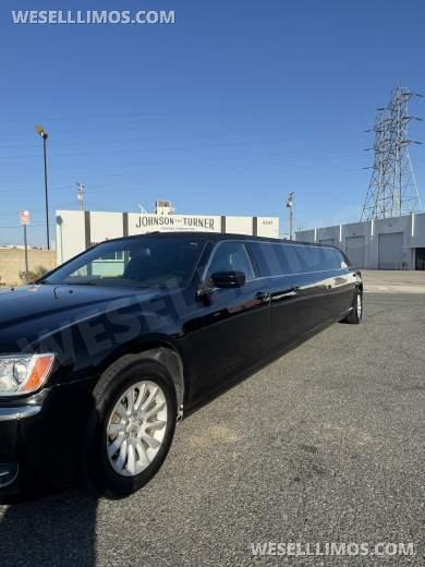 2013 Chrysler 300 Stretch Limousine - Limousine for Sale in Anaheim, CA - Photo 15