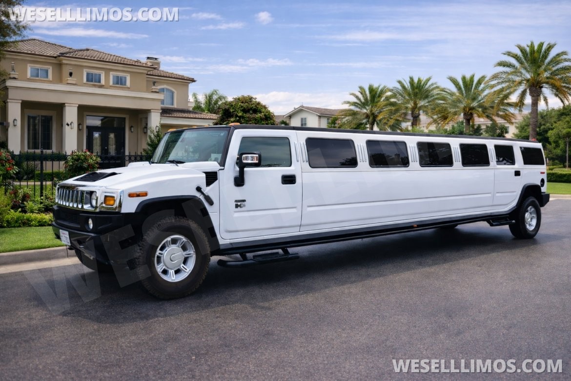 Limousine for sale: 2006 Hummer H2