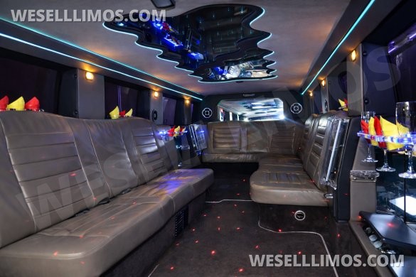 2006 Hummer H2 Limousine for Sale in Anaheim, CA - Photo 2