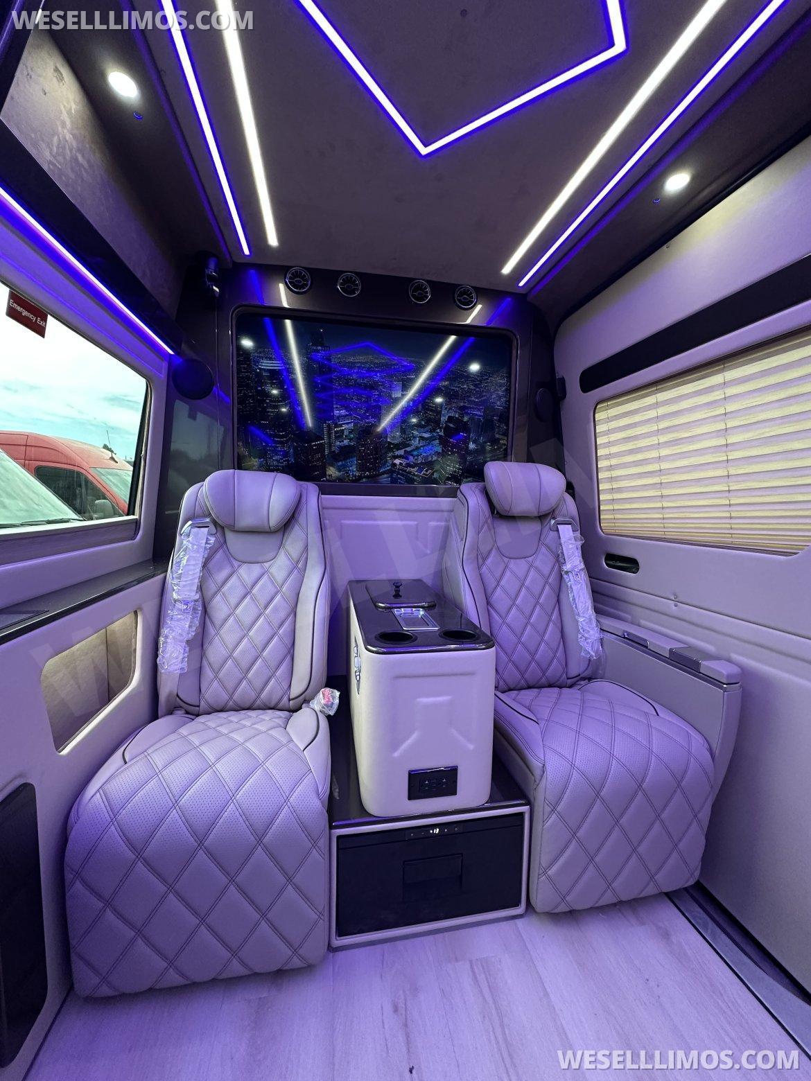 Sprinter for Sale in Atlanta, GA - Main Photo