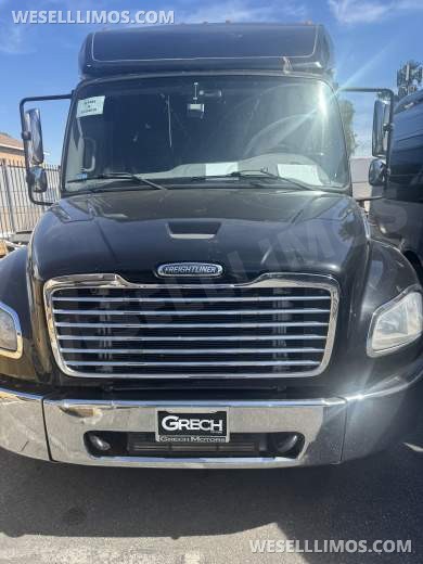 2016 Freightliner M2 Executive Shuttle for Sale in Laguna Niguel, CA - Main Photo