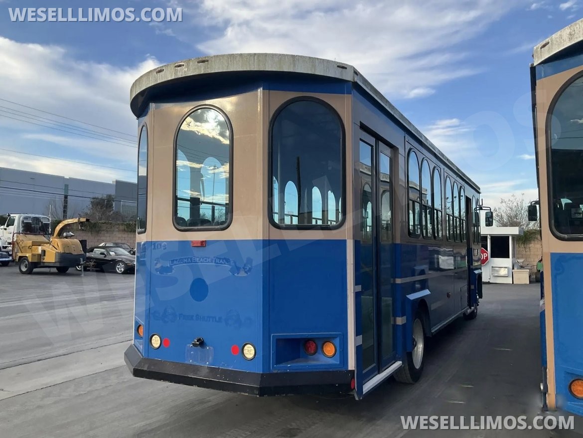 Photo of Trolley for sale: 2010 Ford F53 by Hometown Trolley