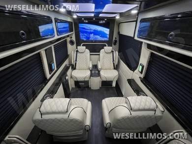 2018 Midwest Automotive Designs Mercedes-Benz 3500 Business Class Sprinter