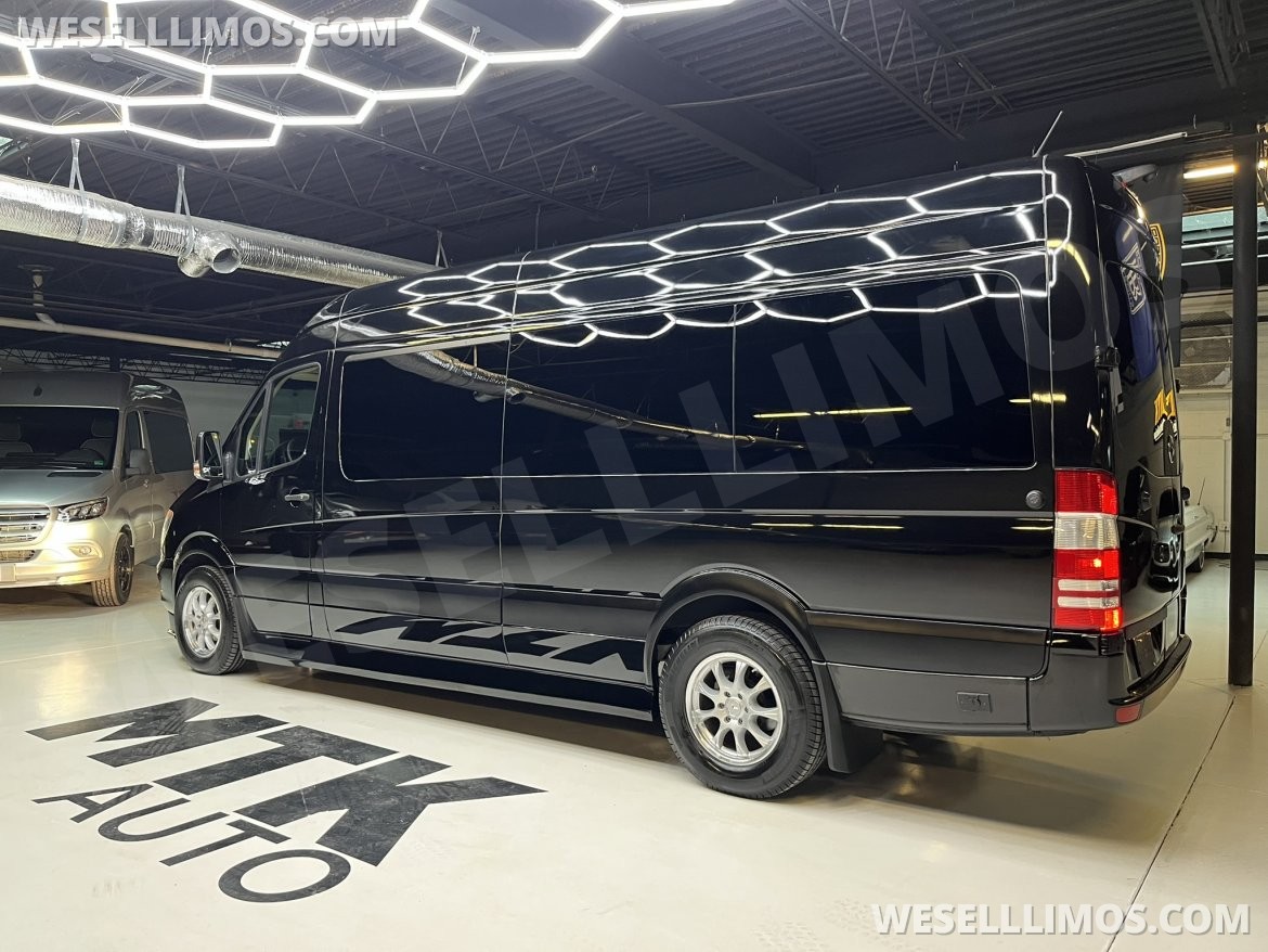 Photo of Sprinter for sale: 2018 Mercedes-Benz Sprinter 3500 Business Class 170" by Midwest Automotive Designs