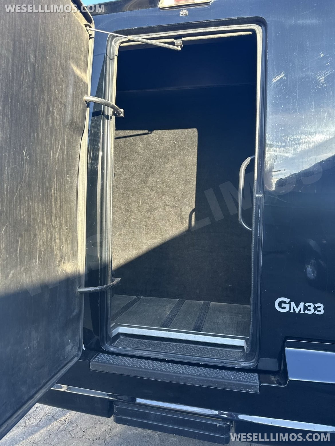 Photo of Shuttle Bus for sale: 2016 Ford F550 by Grech