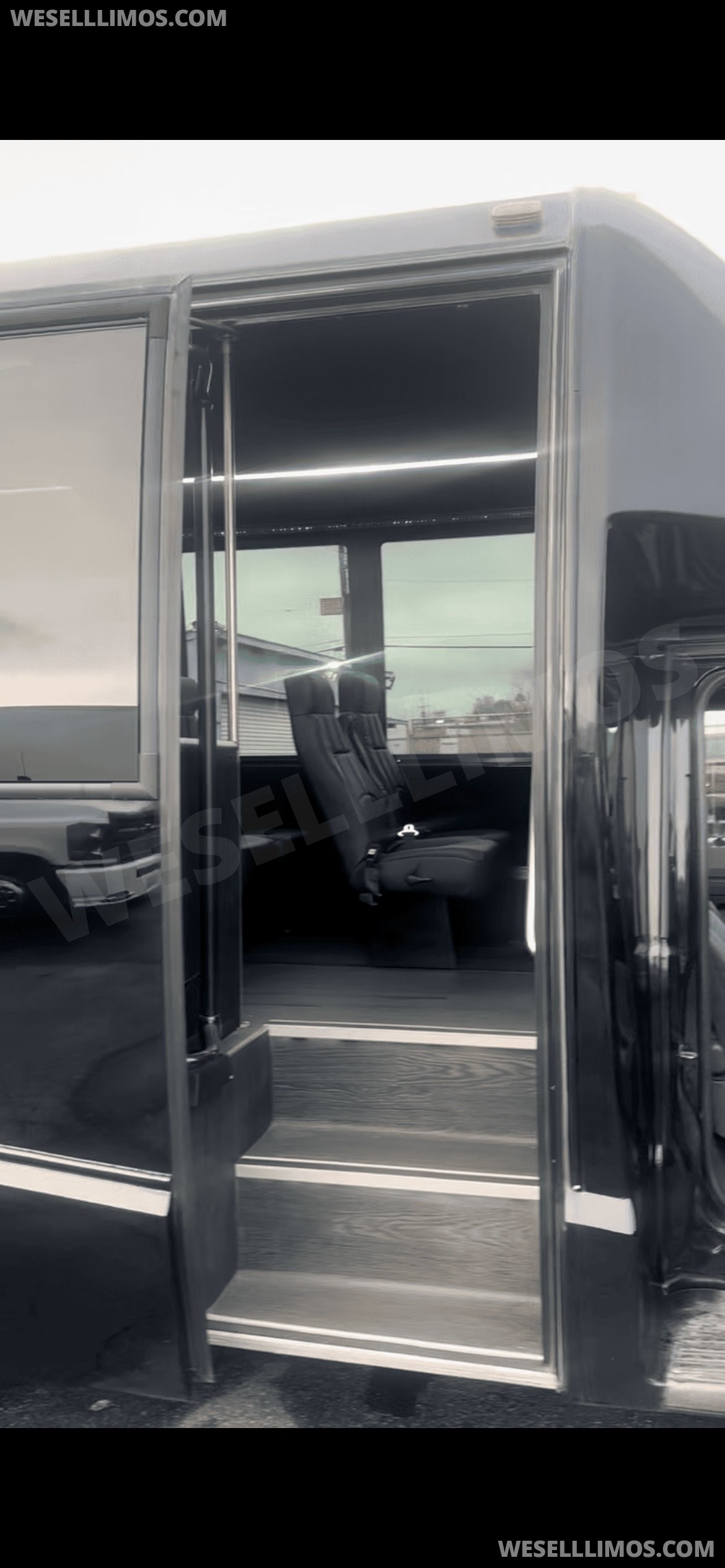 Photo of Shuttle Bus for sale: 2016 Ford F550 by Grech