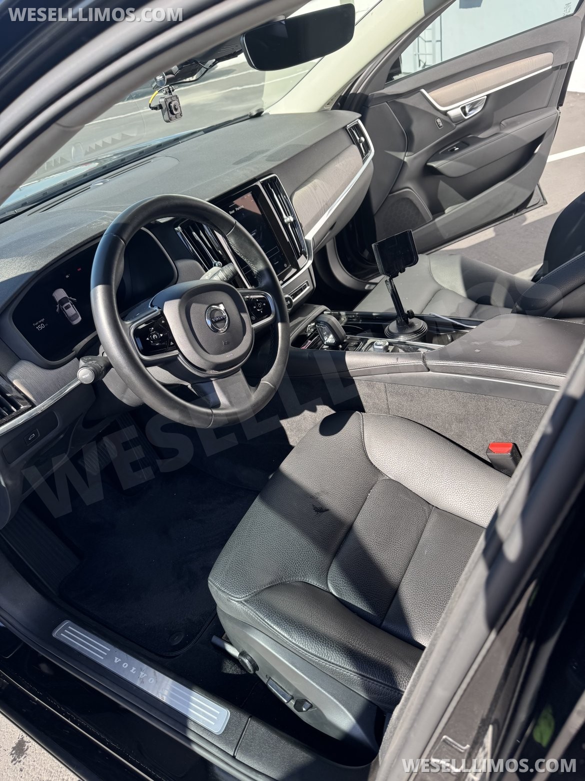 Photo of Sedan for sale: 2023 Volvo S90 by Volvo