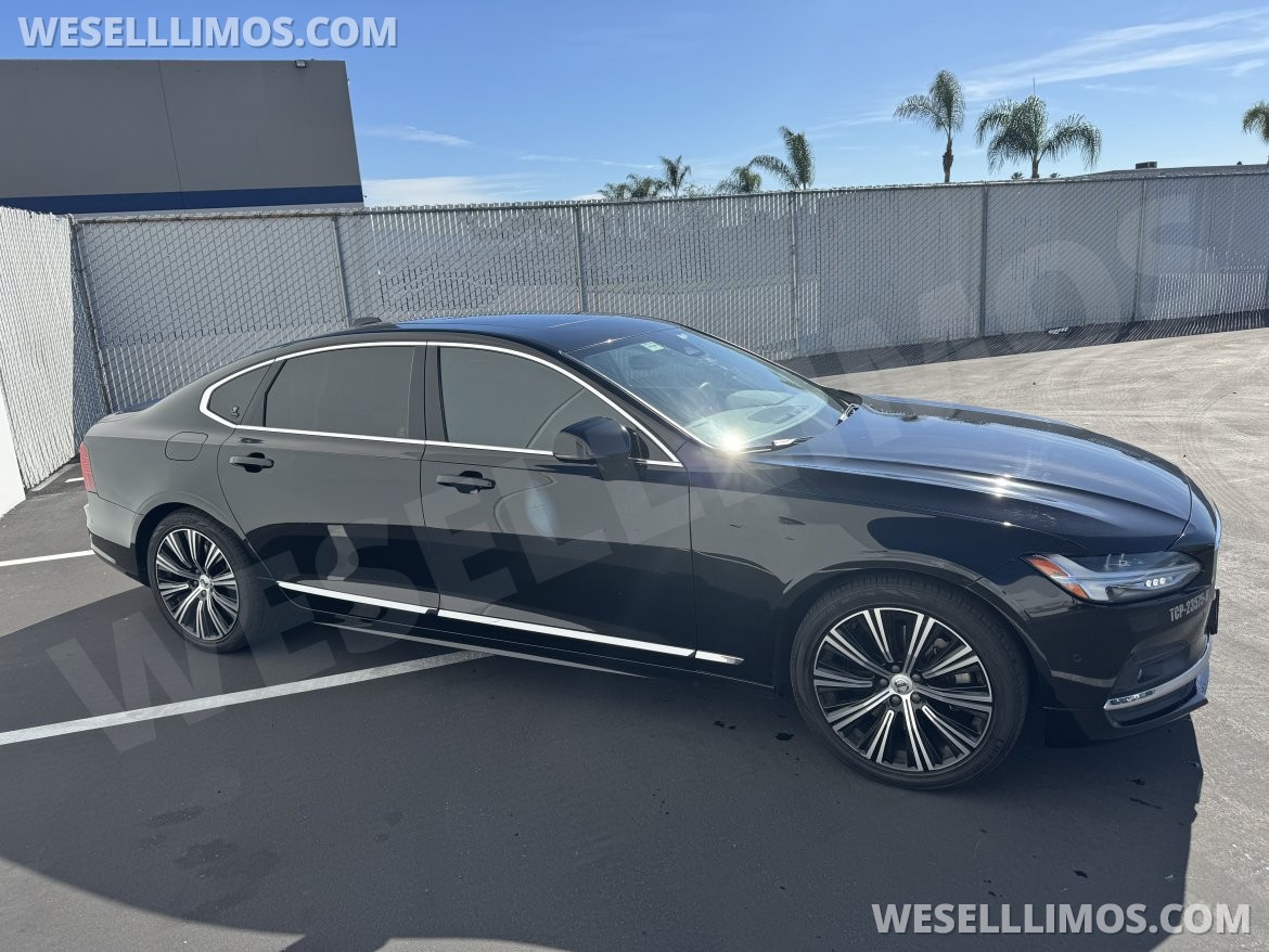 Photo of Sedan for sale: 2023 Volvo S90 by Volvo