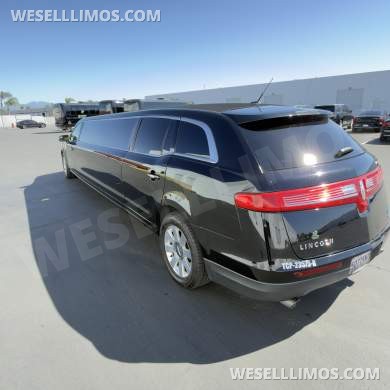 2018 Tiffany coach builders Lincoln MKT Limousine - Limousine for Sale in Orange, CA - Photo 11