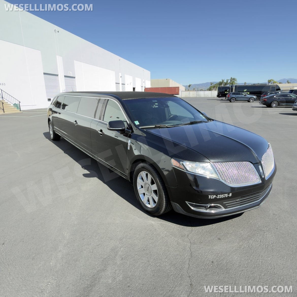 Photo of Limousine for sale: 2016 Lincoln Mkt 120" by Tiffany Coach Builders