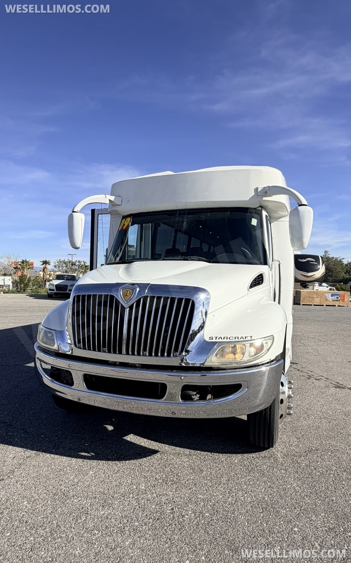 Photo of Shuttle Bus for sale: 2009 International 3000 by StarCraft