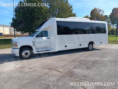 2023 Chevy 5500 Silverado Limo Bus - Limo Bus for Sale in Springfield, MO - Photo 1