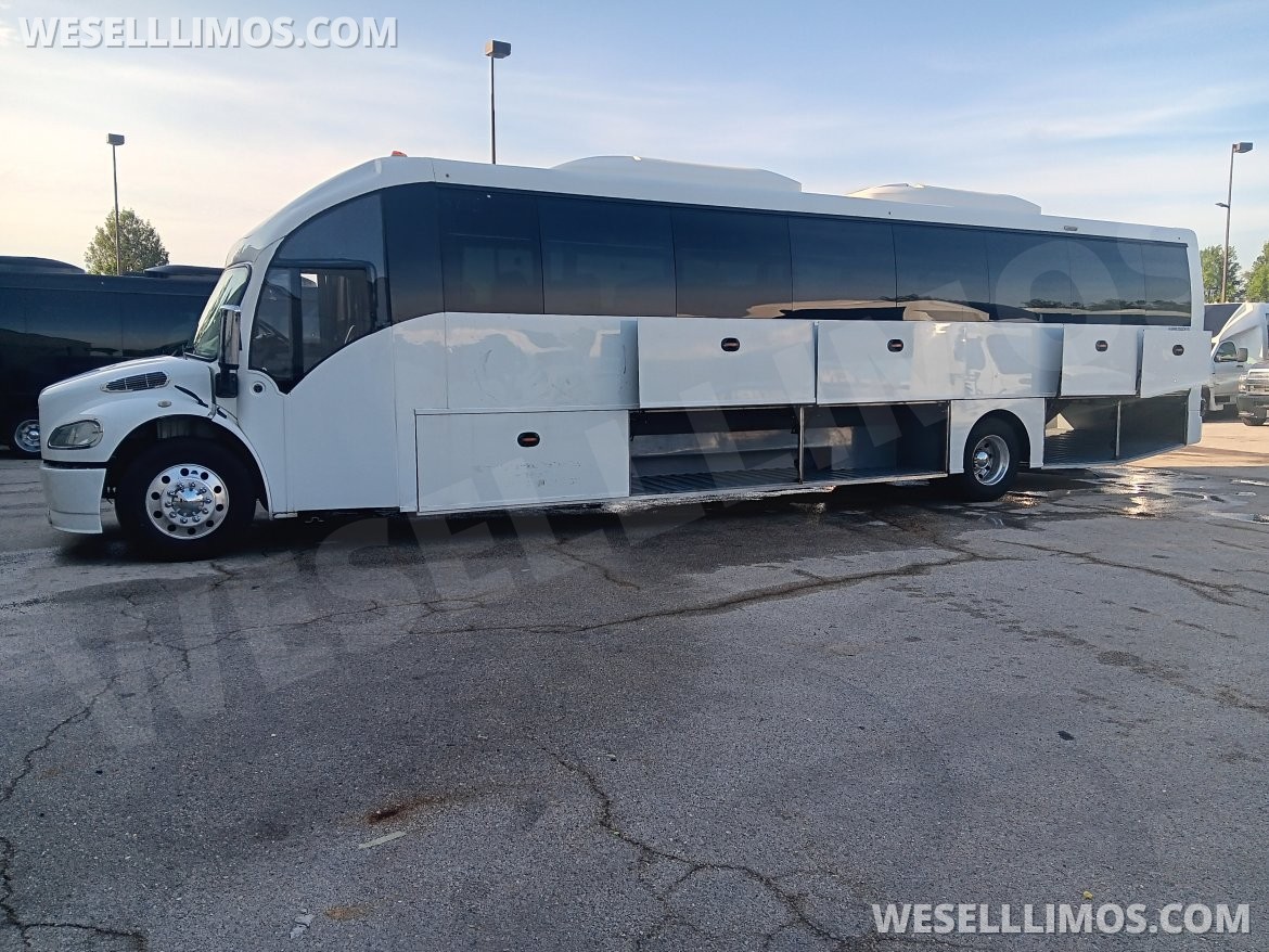 Photo of Executive Shuttle for sale: 2020 Freightliner M2 45" by Executive Coach Builders