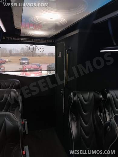 2020 Executive Coach Builders Freightliner M2 Executive Shuttle - Executive Shuttle for Sale in Springfield, MO - Photo 8