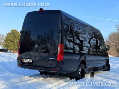 New 2022 4x4 V6 AMG Trim 15 Passenger Road Liner Limousine Auto Elite Mercedes-Benz Sprinter - Sprinter for Sale in Elkhart, IN - Photo 7