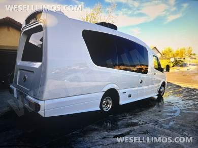 2015 Farber Mercedes-Benz Mauck2 Sprinter - Sprinter for Sale in Corona, AR - Photo 2