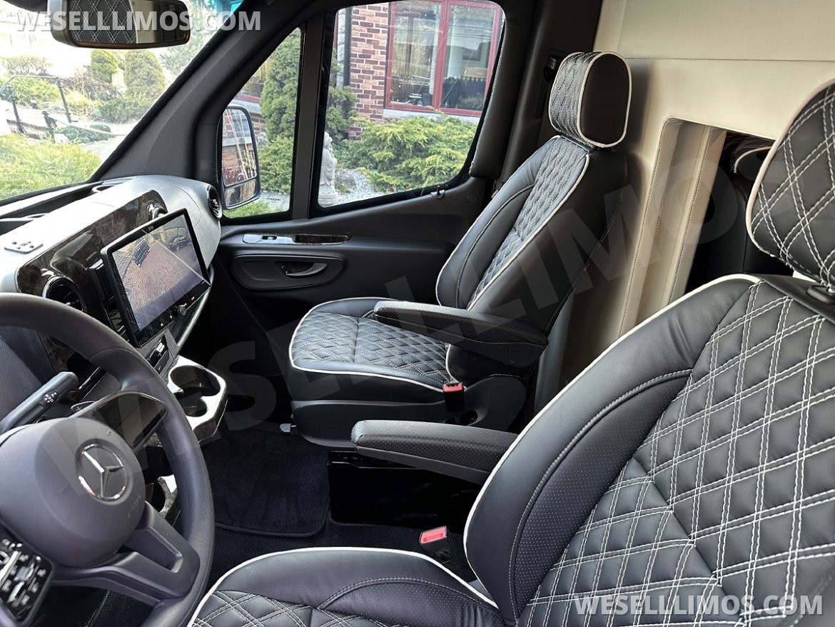 Photo of Sprinter for sale: 2020 Mercedes-Benz Sprinter by Auto Elite