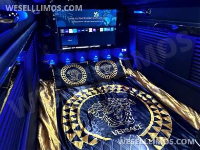New Starlight Ceiling AMG Trim 14 Passenger Road Liner Limousine 2024 Auto Elite MB Sprinter - Sprinter for Sale in Elkhart, IN - Photo 52