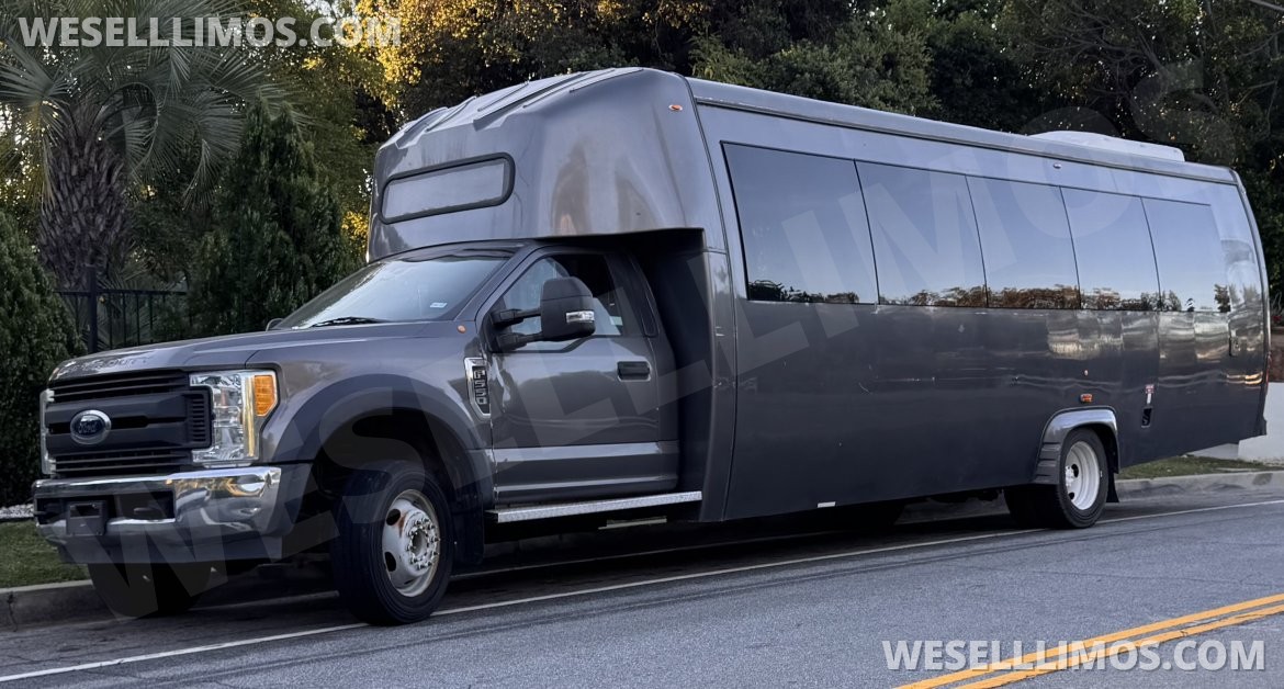 Photo of Limo Bus for sale: 2018 Ford F550 33" by Exotic coach