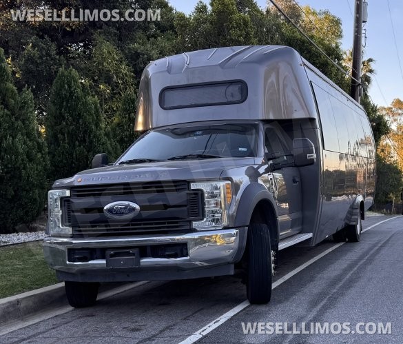 2018 Ford F550 Limo Bus for Sale in Los Angeles, CA - Photo 2