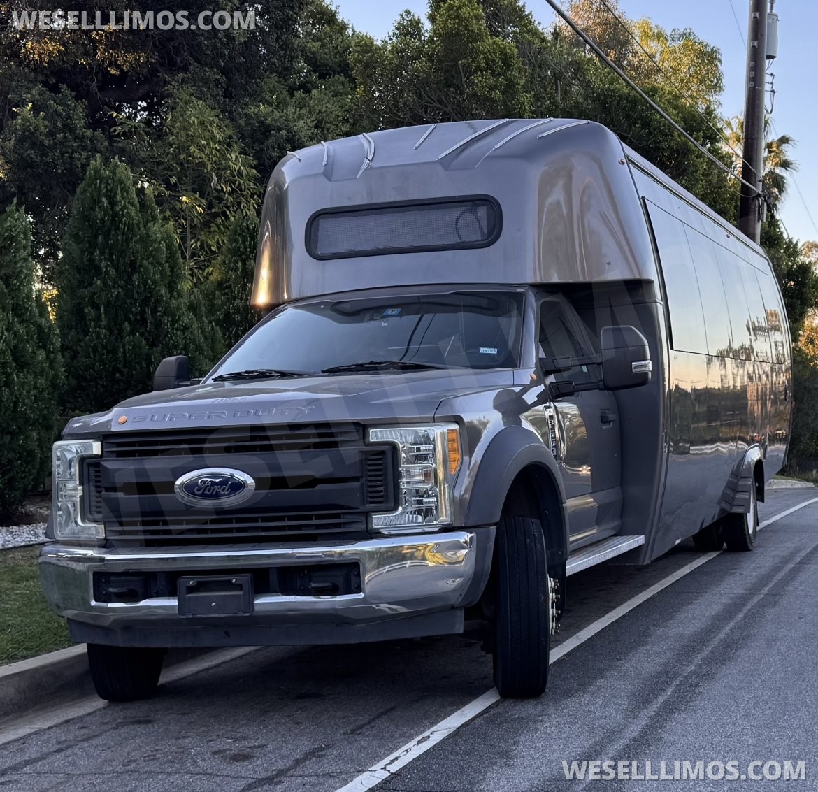 Photo of Limo Bus for sale: 2018 Ford F550 33" by Exotic coach