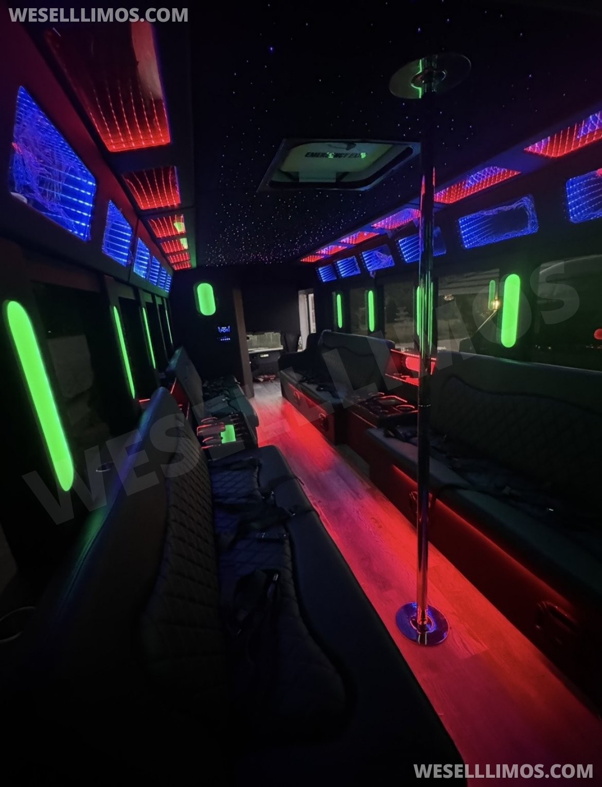 Photo of Limo Bus for sale: 2018 Ford F550 33" by Exotic coach