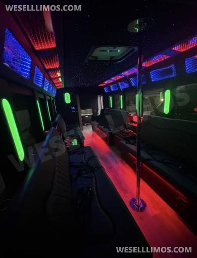 2018 Exotic coach Ford F550 Limo Bus - Limo Bus for Sale in Los Angeles, CA - Photo 11