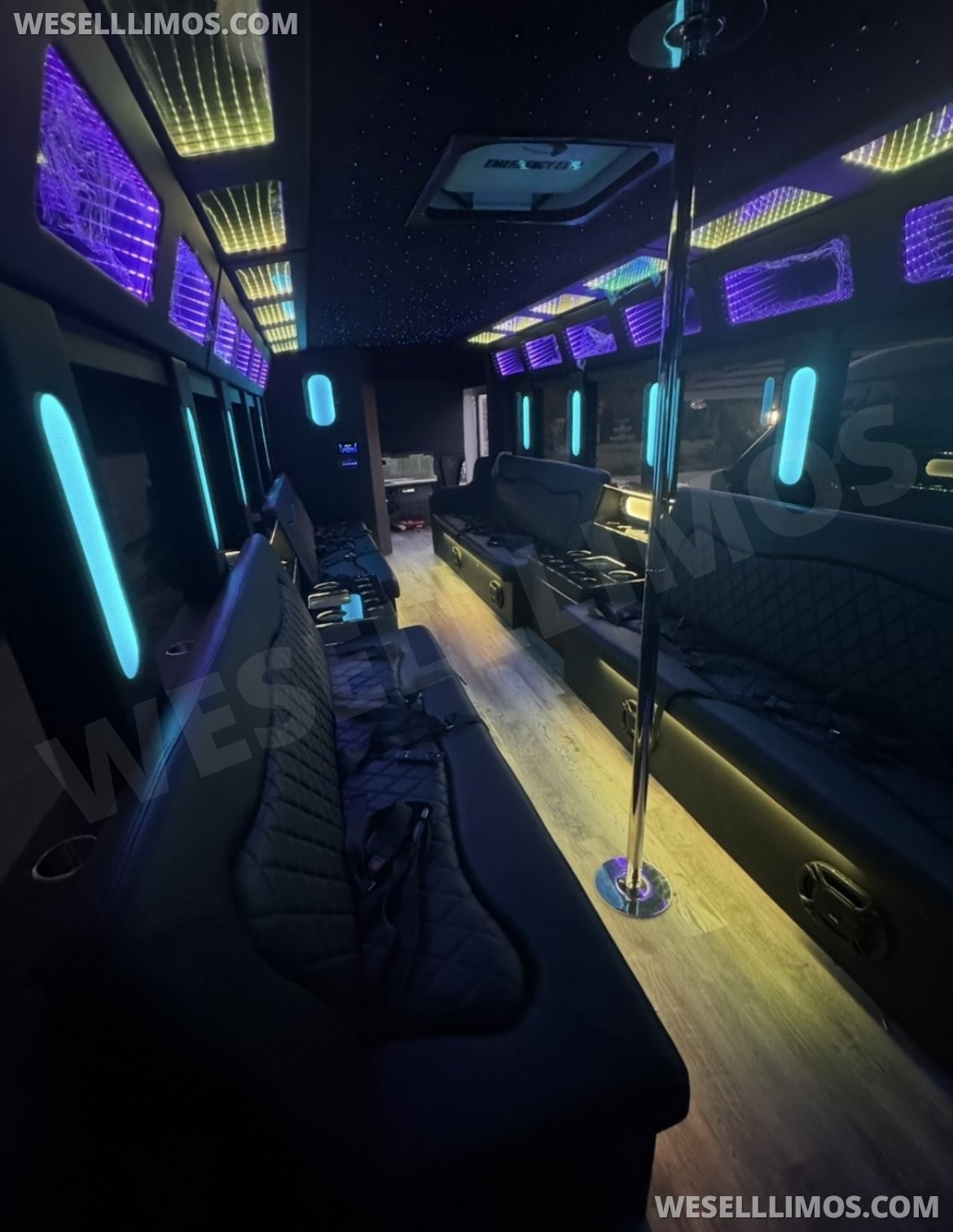 Photo of Limo Bus for sale: 2018 Ford F550 33" by Exotic coach