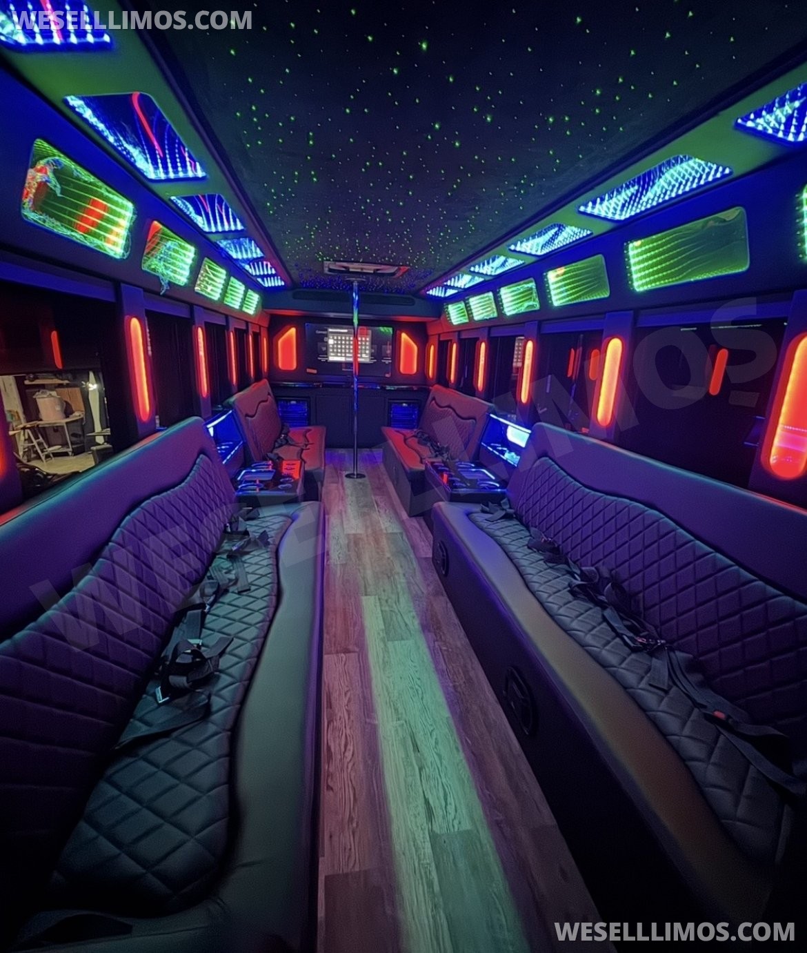 Photo of Limo Bus for sale: 2018 Ford F550 33" by Exotic coach