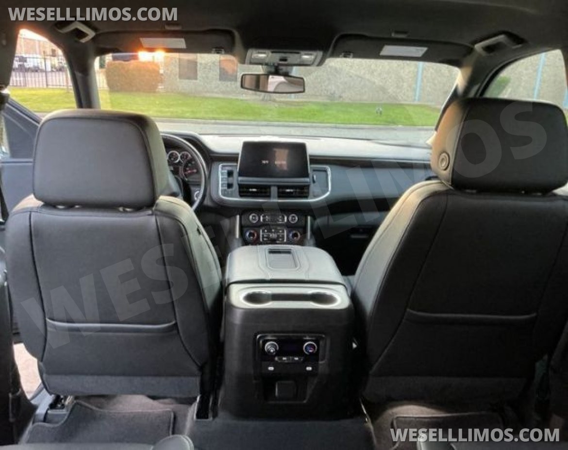 Photo of SUV for sale: 2021 Chevrolet Suburban 1500 Fuel Efficient Duramax Turbo Diesel 8-Passenger LT CEO