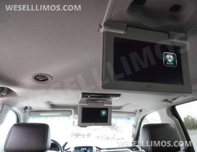 •GEM• Suburban 1500 5.3L V8 4WD LTZ - SUV for Sale in San Francisco, CA - Photo 9