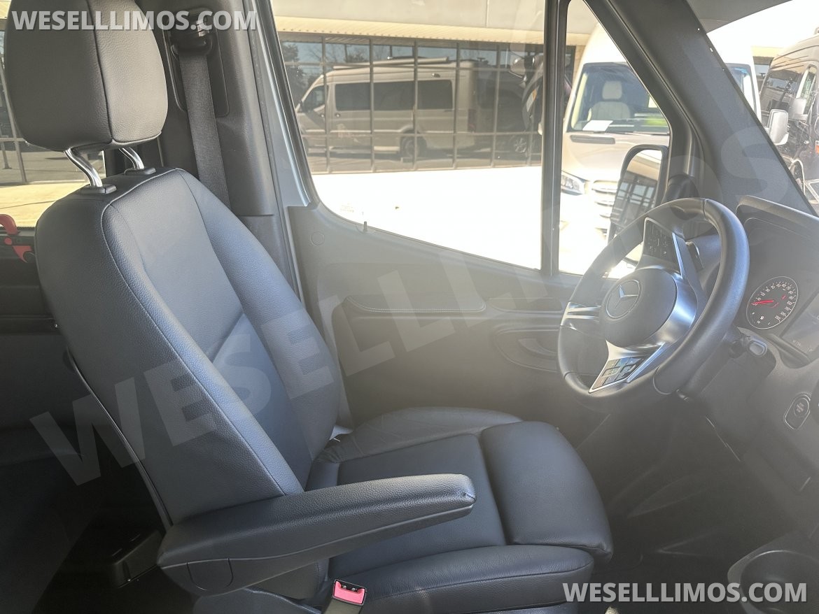 Photo of Sprinter for sale: 2025 Mercedes-Benz 2500 15 Passenger Van 170"