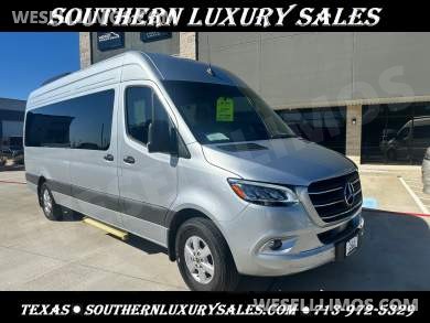 2025 Mercedes-Benz 2500 15 Passenger Van Sprinter