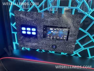 2018 LGE Ford E450 Limo Bus - Limo Bus for Sale in Pasadena, MD - Photo 10